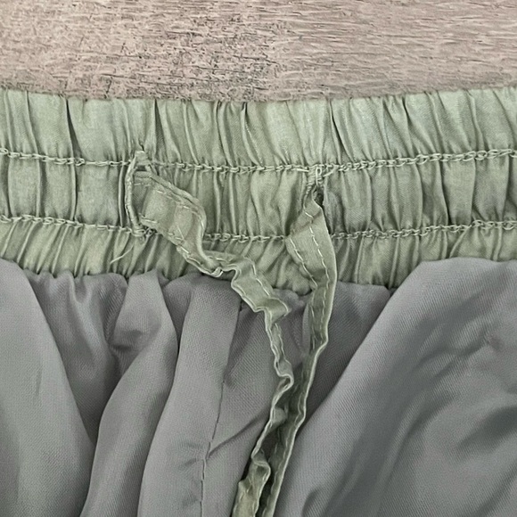 Vintage Y2K Maurada 100% Silk Beaded Lace Tracksuit Set XL Sage Jogger Jacket - Picture 14 of 16